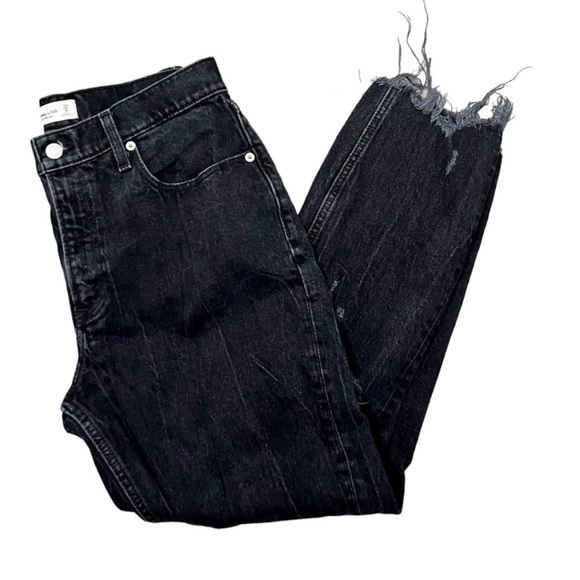Abercrombie & Fitch Denim - Abercrombie & Fitch Black High Rise Mom Jeans Distressed Women's 8/29